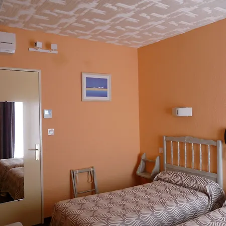 Ambeille Otel 2*